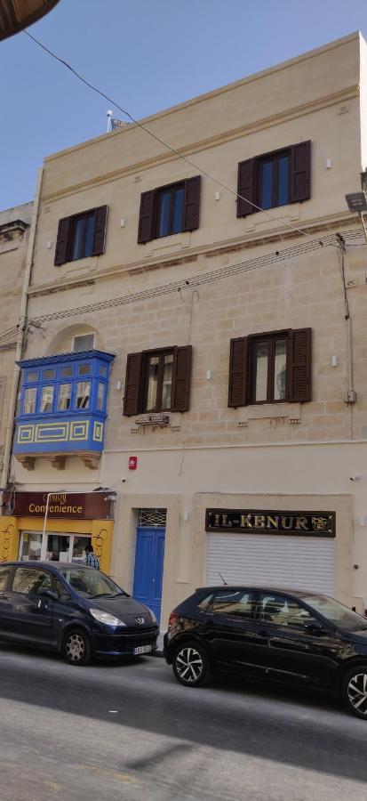 214 Boutique * Hamrun