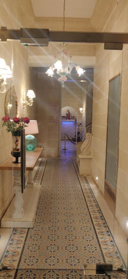 214 Boutique Bed & Breakfast *