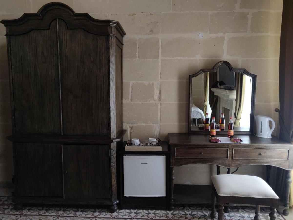 Bed & Breakfast 214 Boutique *